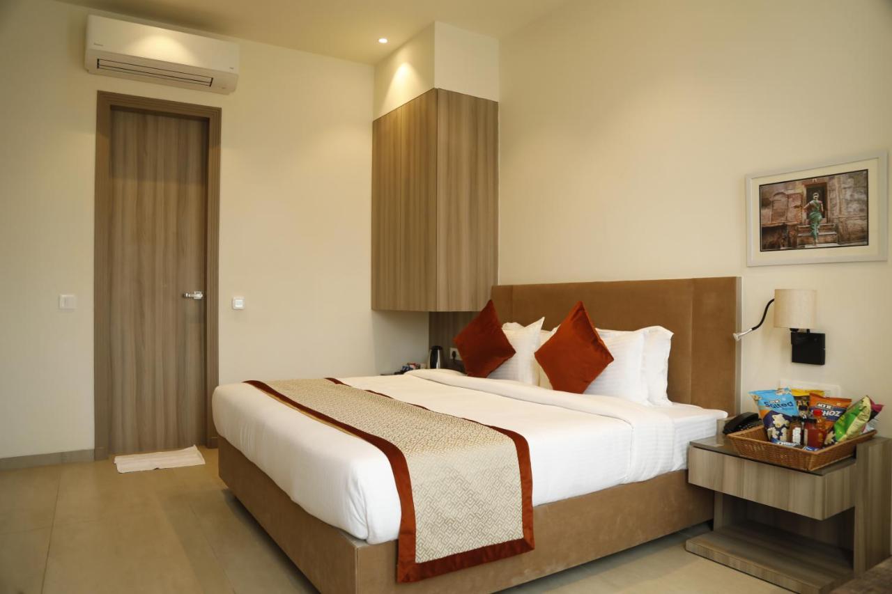 Hotel The Royal Vista Varanasi Eksteriør billede