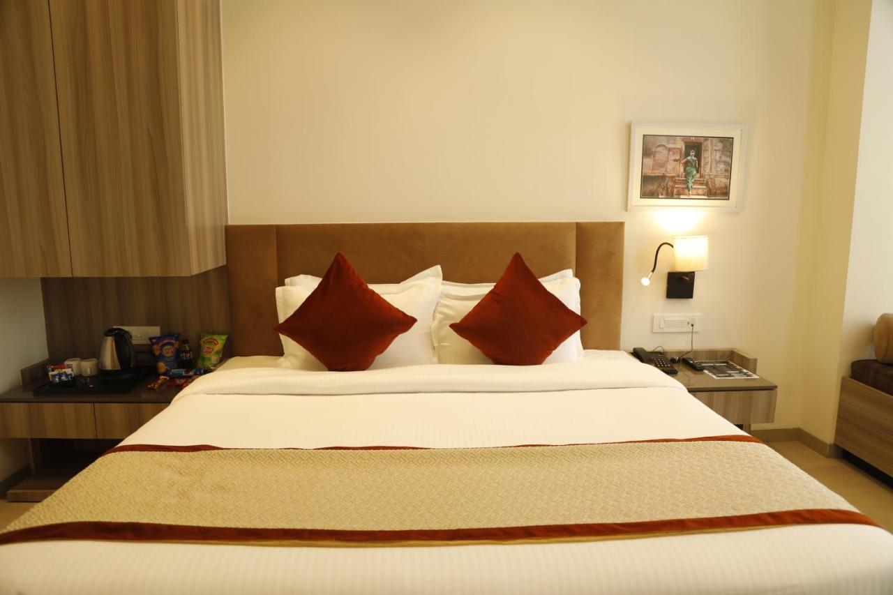 Hotel The Royal Vista Varanasi Eksteriør billede