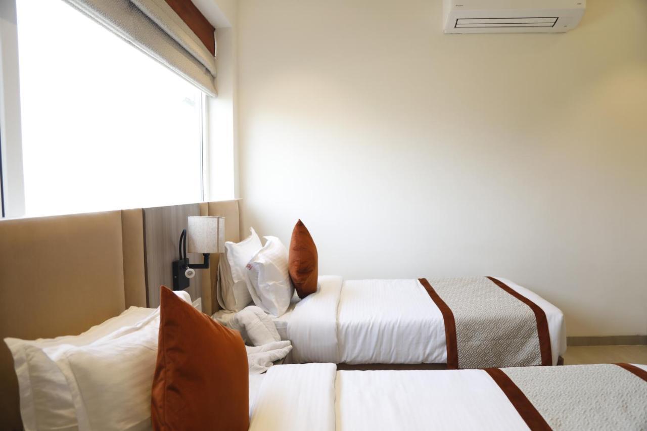 Hotel The Royal Vista Varanasi Eksteriør billede