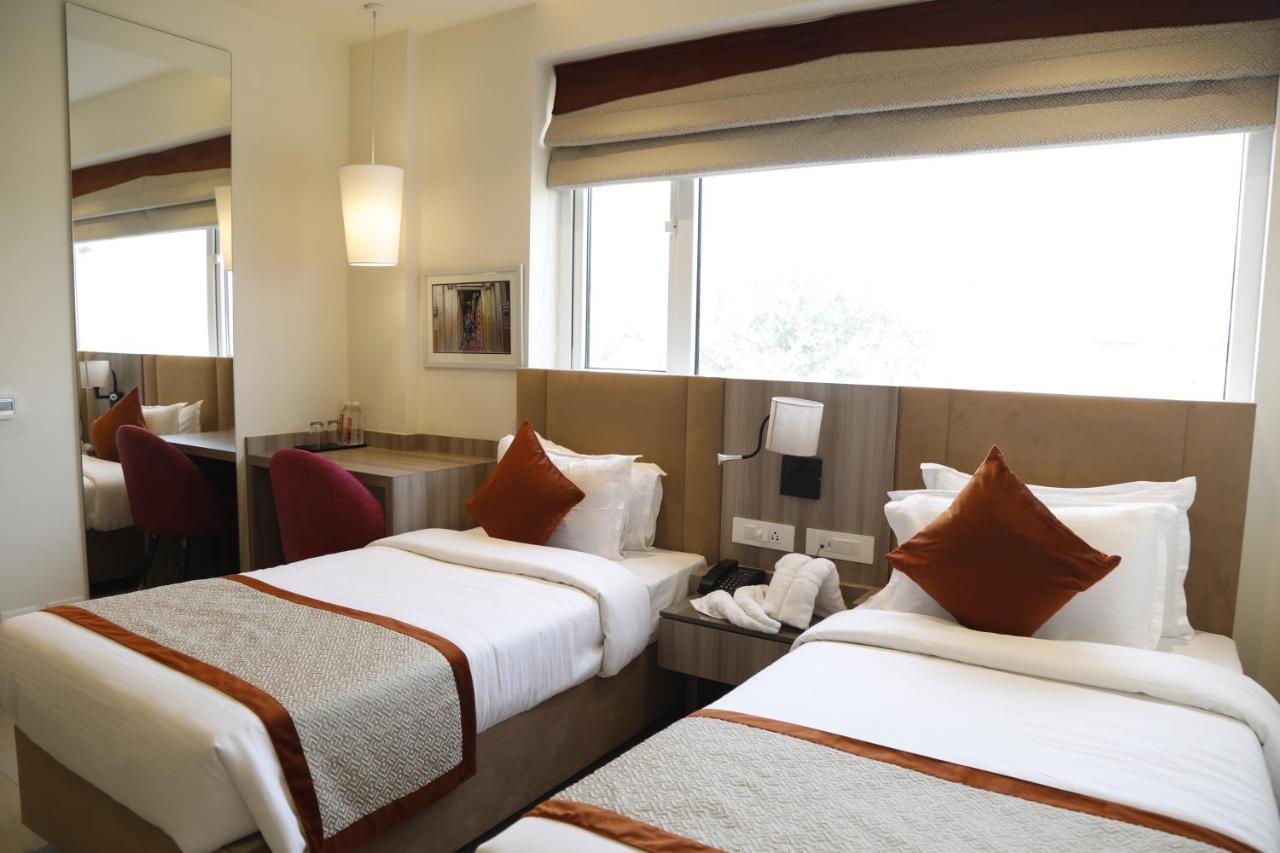 Hotel The Royal Vista Varanasi Eksteriør billede