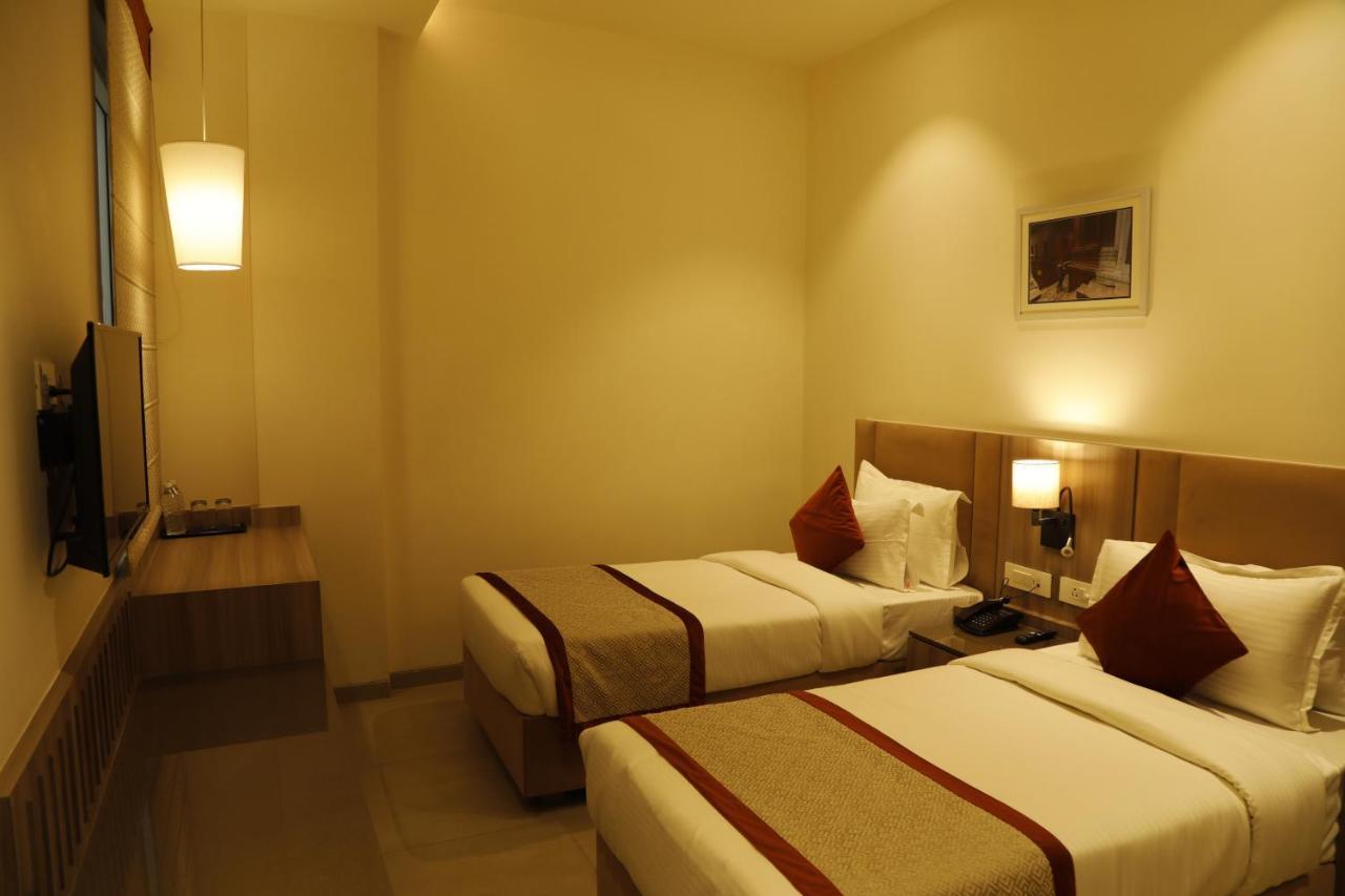 Hotel The Royal Vista Varanasi Eksteriør billede
