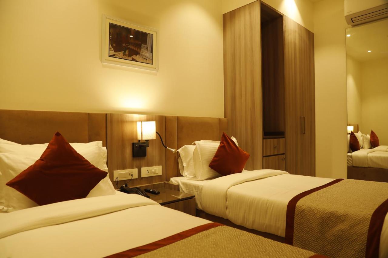 Hotel The Royal Vista Varanasi Eksteriør billede