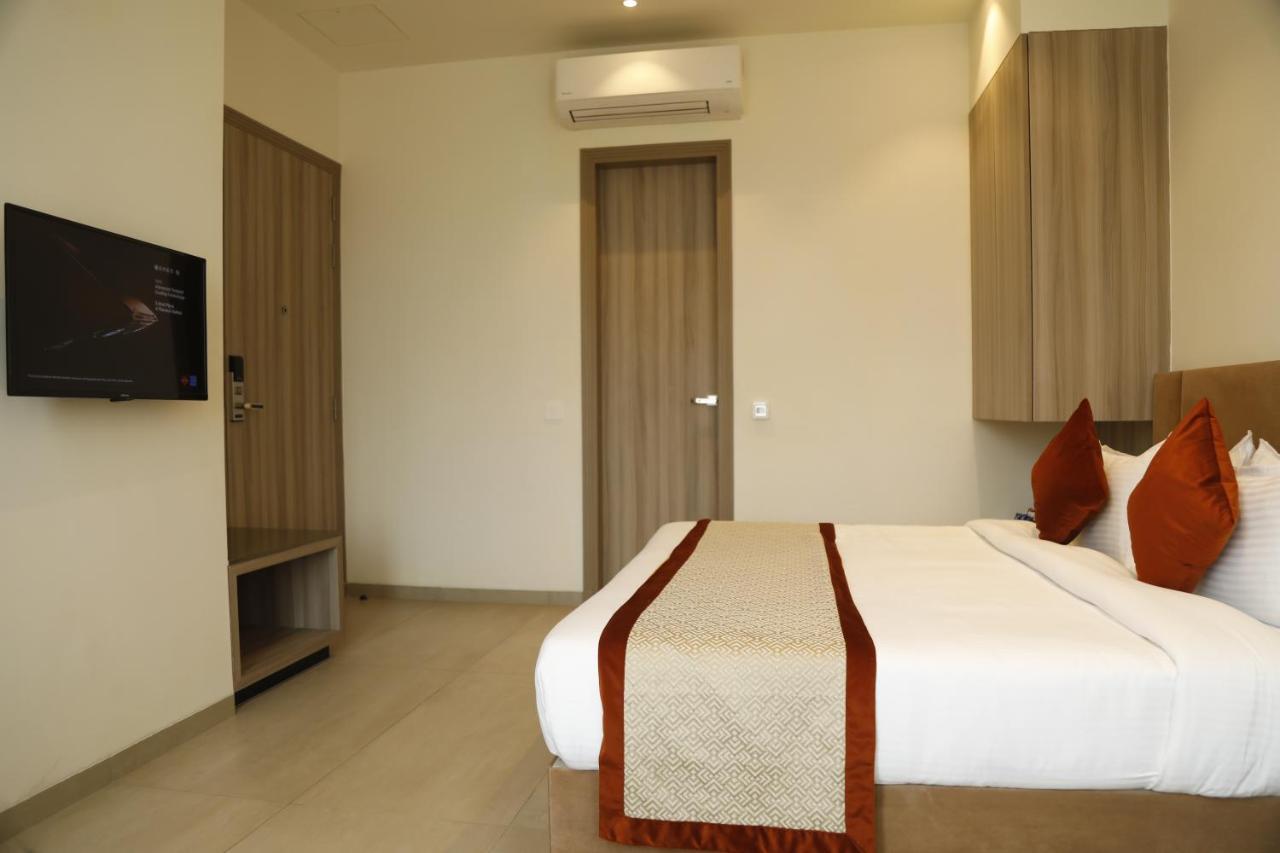 Hotel The Royal Vista Varanasi Eksteriør billede