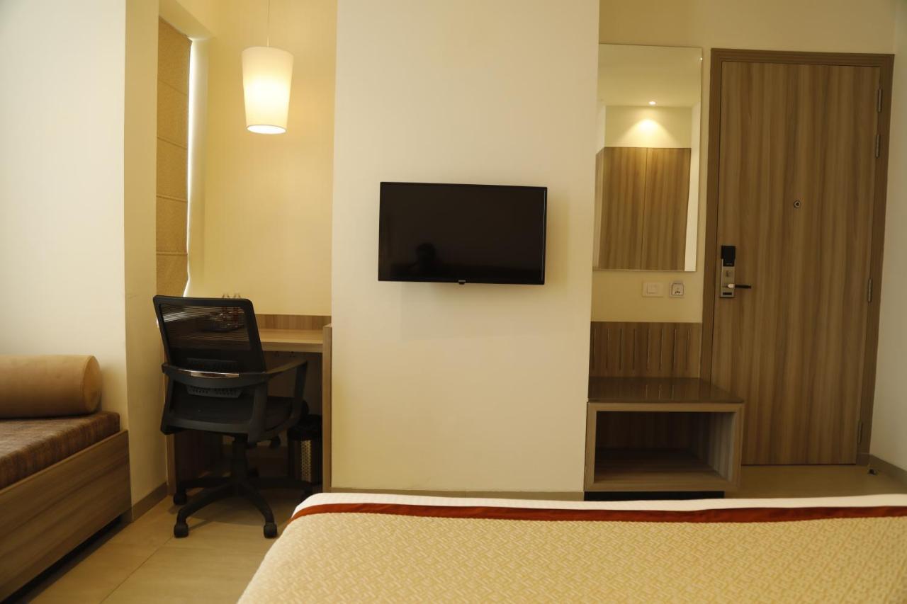 Hotel The Royal Vista Varanasi Eksteriør billede