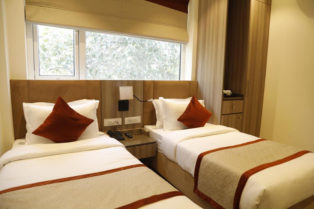 Hotel The Royal Vista Varanasi Eksteriør billede
