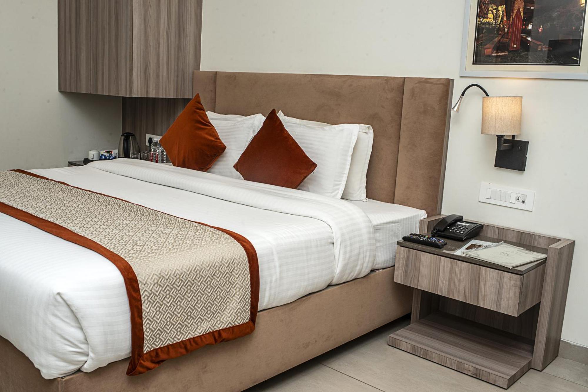 Hotel The Royal Vista Varanasi Eksteriør billede